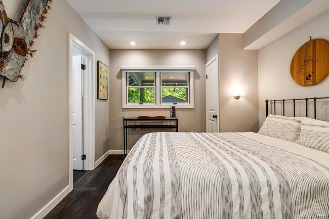 property at 850 Conn Valley Rd