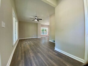 3324 Wayne Ave in Kansas City, MO - Building Photo - Building Photo
