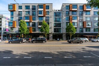 2207 E Union St in Seattle, WA - Foto de edificio - Building Photo