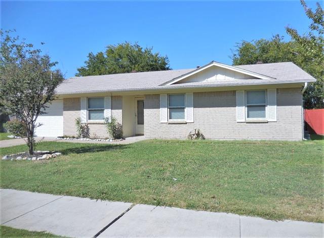 443 Sweetbriar Dr in Lewisville, TX - Building Photo - Building Photo