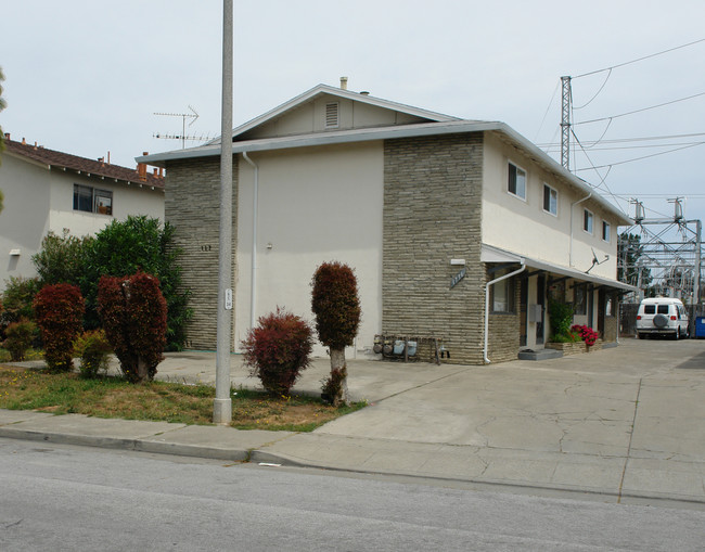 1736 Noranda Dr in Sunnyvale, CA - Foto de edificio - Building Photo