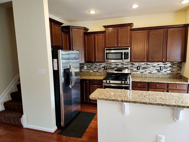 2941 Sedgemore Pl in Bryans Road, MD - Building Photo - Building Photo