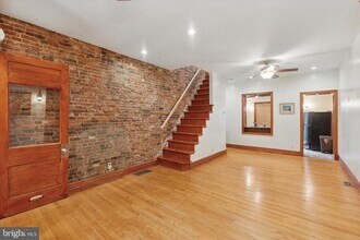 890 N Judson St in Philadelphia, PA - Building Photo - Building Photo