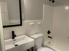 525 7th St NW in Washington, DC - Building Photo - Building Photo