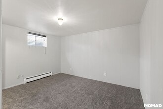 1685 S Kenton Way in Aurora, CO - Building Photo - Building Photo
