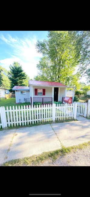 40 JOY AVE in Delaware, OH - Building Photo