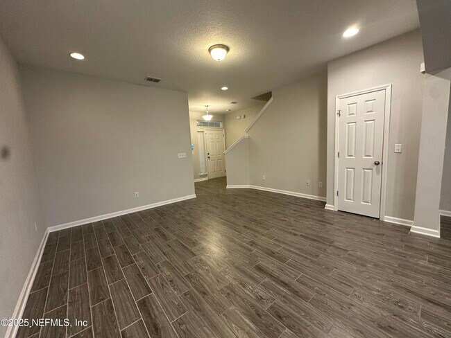 3744 Aubrey Ln in Orange Park, FL - Building Photo - Building Photo