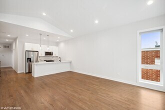 2246 W Jackson Blvd in Chicago, IL - Building Photo - Building Photo