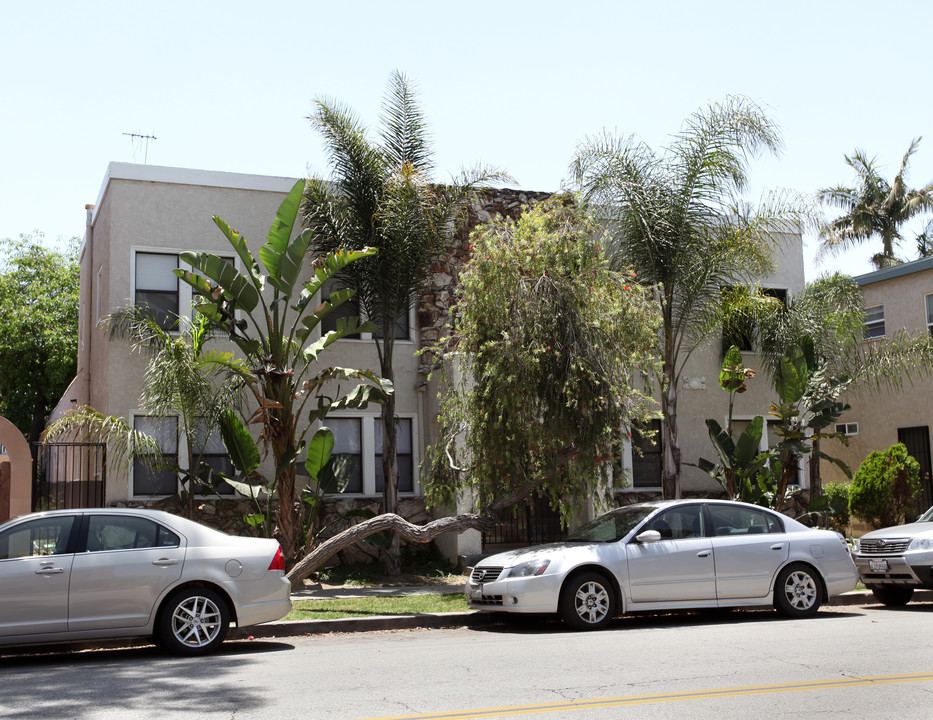 1226 E 3rd St in Long Beach, CA - Foto de edificio