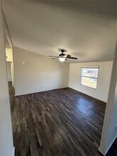 102 Joy Ln in Palmer, TX - Building Photo - Building Photo