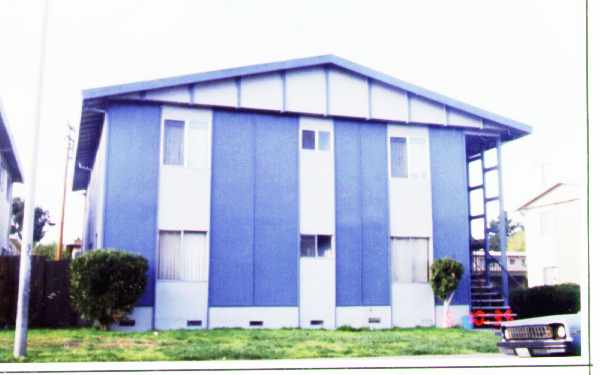 2286 Deborah in Santa Clara, CA - Foto de edificio - Building Photo