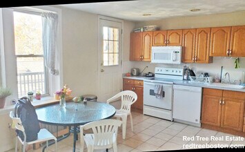 154 Harvard St in Brookline, MA - Building Photo - Building Photo