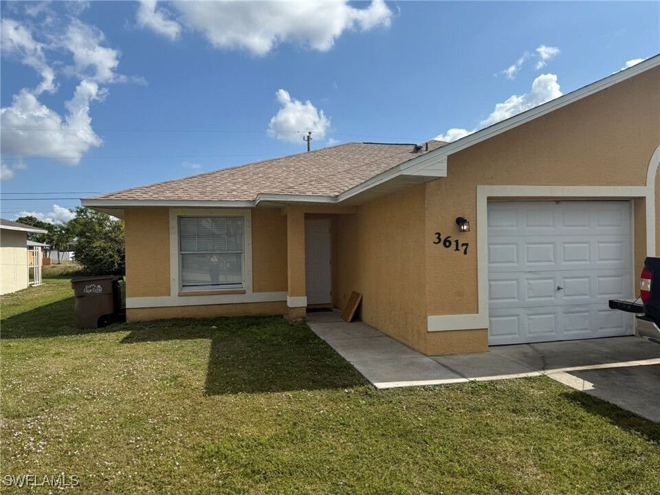 3617 Skyline Blvd in Cape Coral, FL - Building Photo