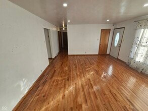 6607 Lockwood Ln in Indianapolis, IN - Building Photo - Building Photo