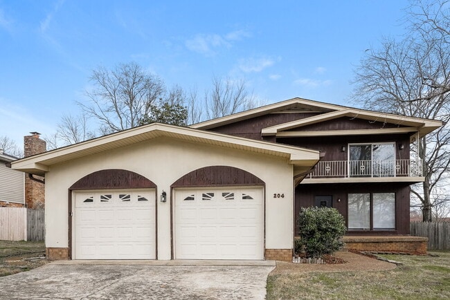 property at 204 Redondo Ct N