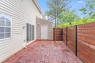 5670 Prescott Ct in Charlotte, NC - Building Photo - Building Photo