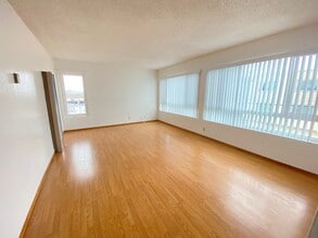 262 Price St in Daly City, CA - Building Photo - Building Photo