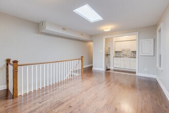 412 Wellesley St E in Toronto, ON - Building Photo - Building Photo