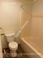 1209 Zajak Dr in Baraboo, WI - Building Photo - Building Photo