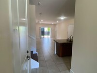 3334 W 96th Pl in Hialeah, FL - Building Photo - Building Photo