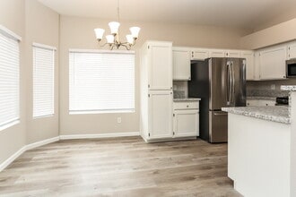 3436 Beca Faith Dr, Unit 2E in North Las Vegas, NV - Building Photo - Building Photo