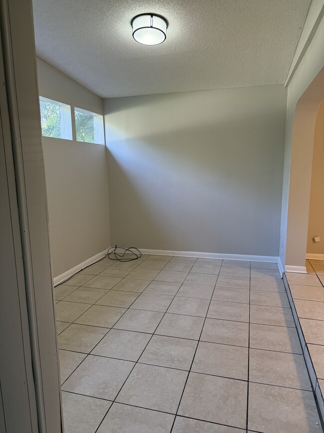 6972 Bernay Ave in Jacksonville, FL - Building Photo - Building Photo