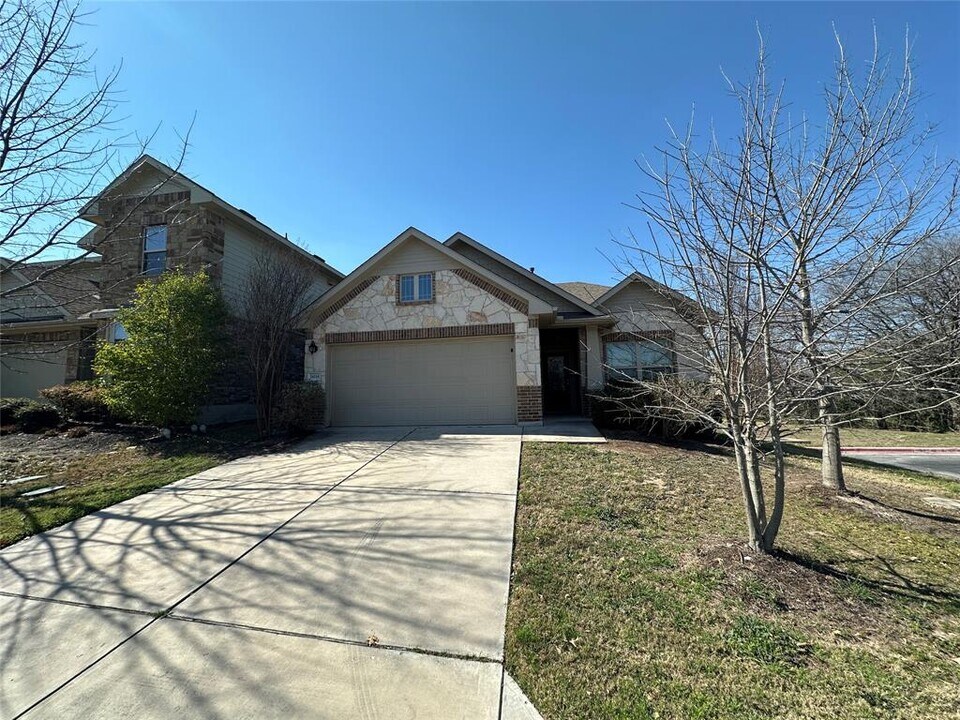 14114 Madrigal Ln in Austin, TX - Building Photo