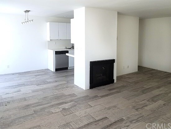 811 6th St-Unit -204 in Santa Monica, CA - Building Photo - Building Photo