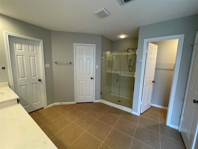 property at 7110 Pembrough Ln