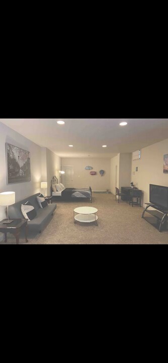 13082 Quade Ln in Woodbridge, VA - Building Photo
