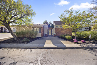 Pleasant Run Apartments in Cincinnati, OH - Foto de edificio - Building Photo
