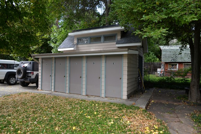 1004 Portland Pl in Boulder, CO - Foto de edificio - Building Photo