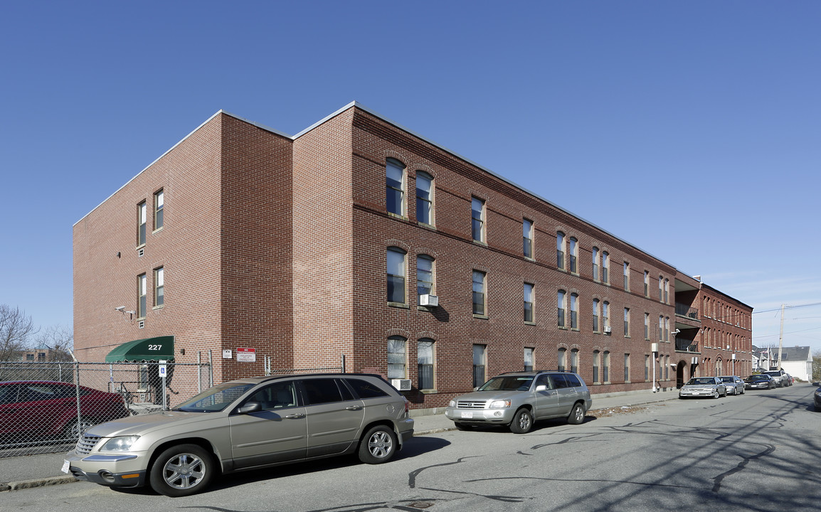 Mazur Park Apartments in Lowell, MA - Building Photo