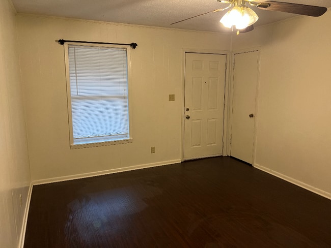 216 Wedgewood St in Nacogdoches, TX - Building Photo - Building Photo