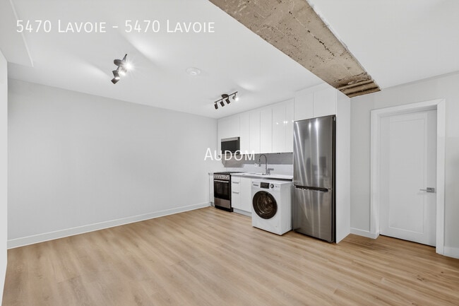 5470 Rue Lavoie in Montréal, QC - Building Photo - Building Photo