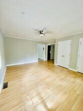 202 W Poplar Ave in Carrboro, NC - Building Photo - Building Photo
