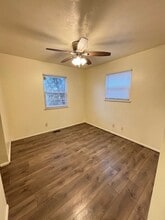 1301 W Eureka St in Urbana, IL - Building Photo - Building Photo