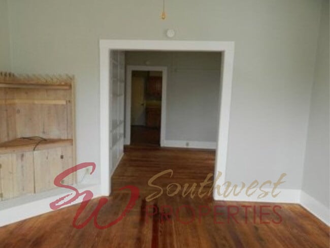 684 N Graham St in Stephenville, TX - Building Photo - Building Photo