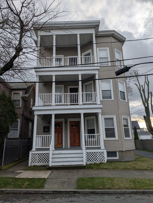 12 Michigan Ave, Unit 12 Michigan Ave Lynn #2