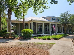 2021 Basildon Rd, Unit 2021 in Mount Pleasant, SC - Building Photo - Building Photo