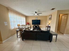 2147 Sandalwood Dr in Melbourne, FL - Building Photo - Building Photo