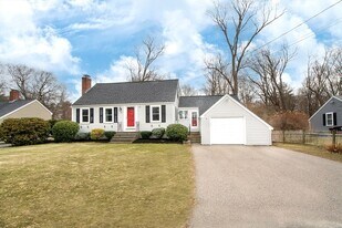 75 Tower Ave in Weymouth, MA - Building Photo