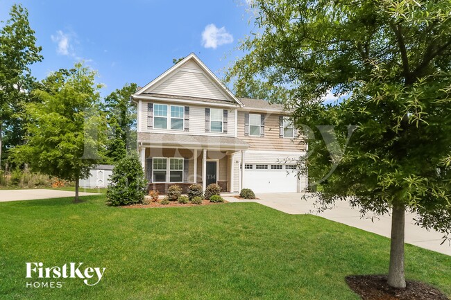 8000 Camden Crossing in Lowell, NC - Foto de edificio - Building Photo