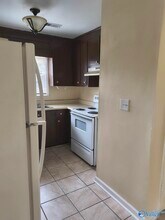 6206 Friar Tuck Dr NW in Huntsville, AL - Building Photo - Building Photo