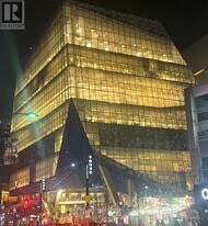 308 Jarvis St in Toronto, ON - Building Photo