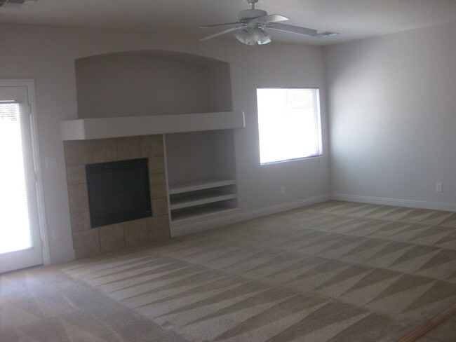 1125 Red Margin Ct, Unit 103 in Las Vegas, NV - Building Photo - Building Photo