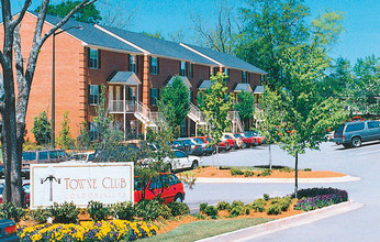 Towne Club Condominiums in Athens, GA - Building Photo - Building Photo