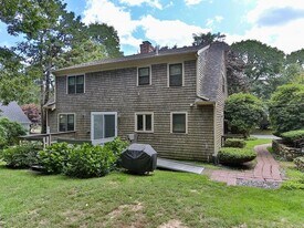 87 Capn Jacs Rd in Centerville, MA - Building Photo