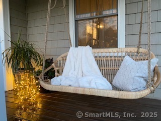 82 Riverview Cir in Fairfield, CT - Building Photo - Building Photo