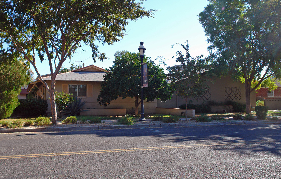 7154 N 57th Ave in Glendale, AZ - Foto de edificio